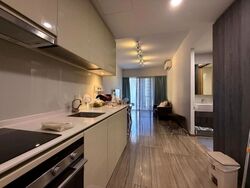 Lakeville (D22), Condominium #637009261